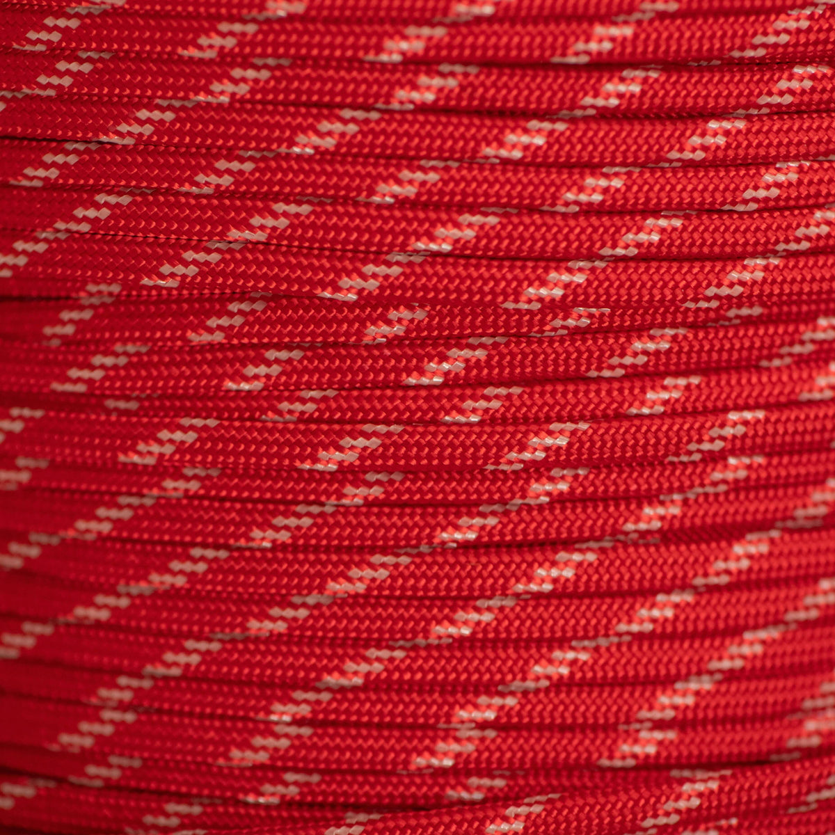 Imperial Red with 3 Glow in the Dark Tracers 550 Paracord