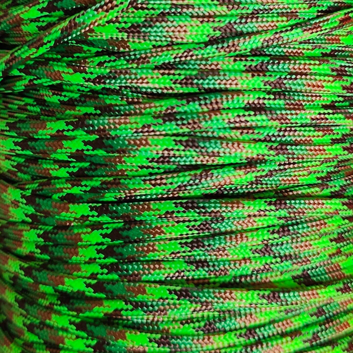 Amazon (Neon Green Flame) 550 Paracord
