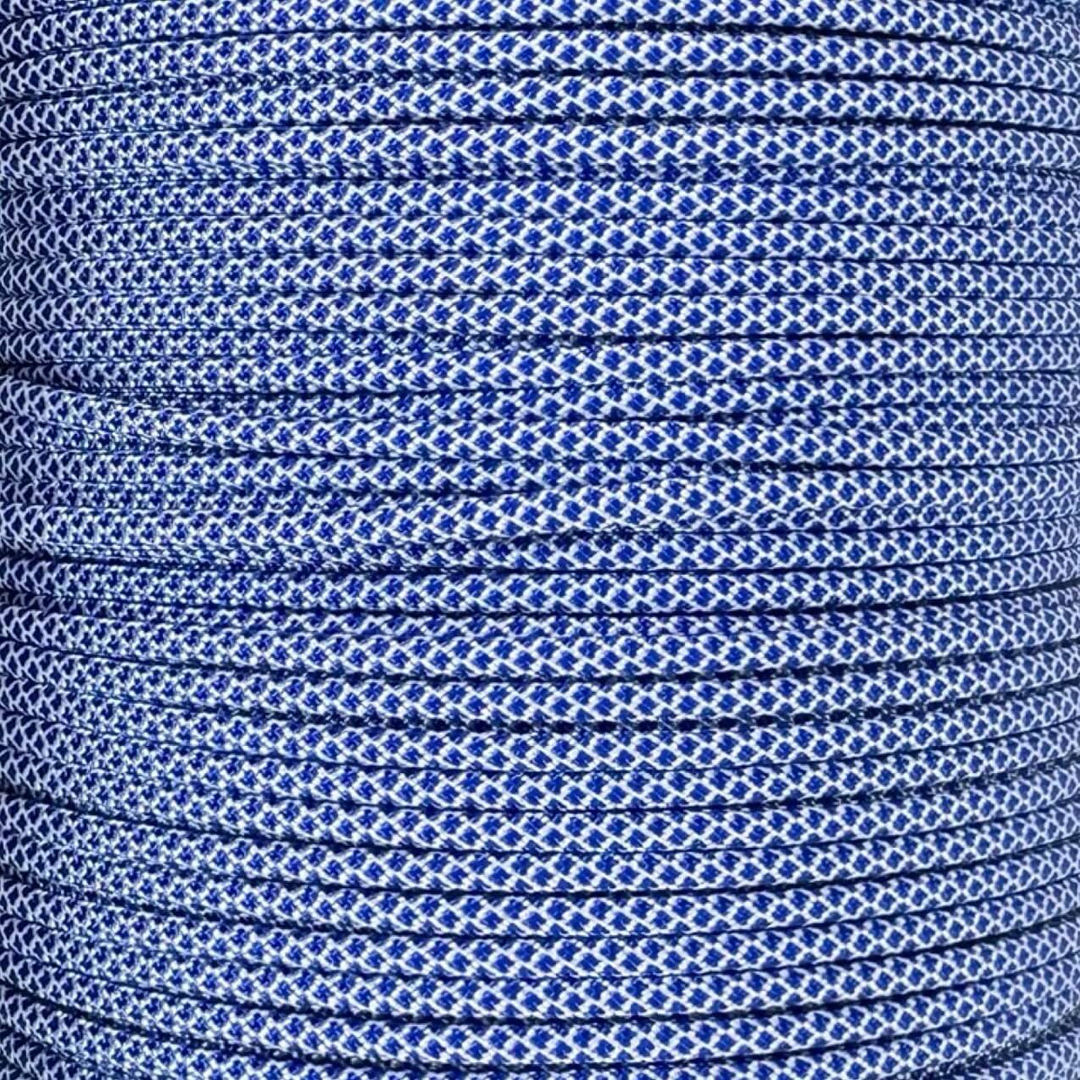 Cream with Electric Blue Diamonds 550 Paracord