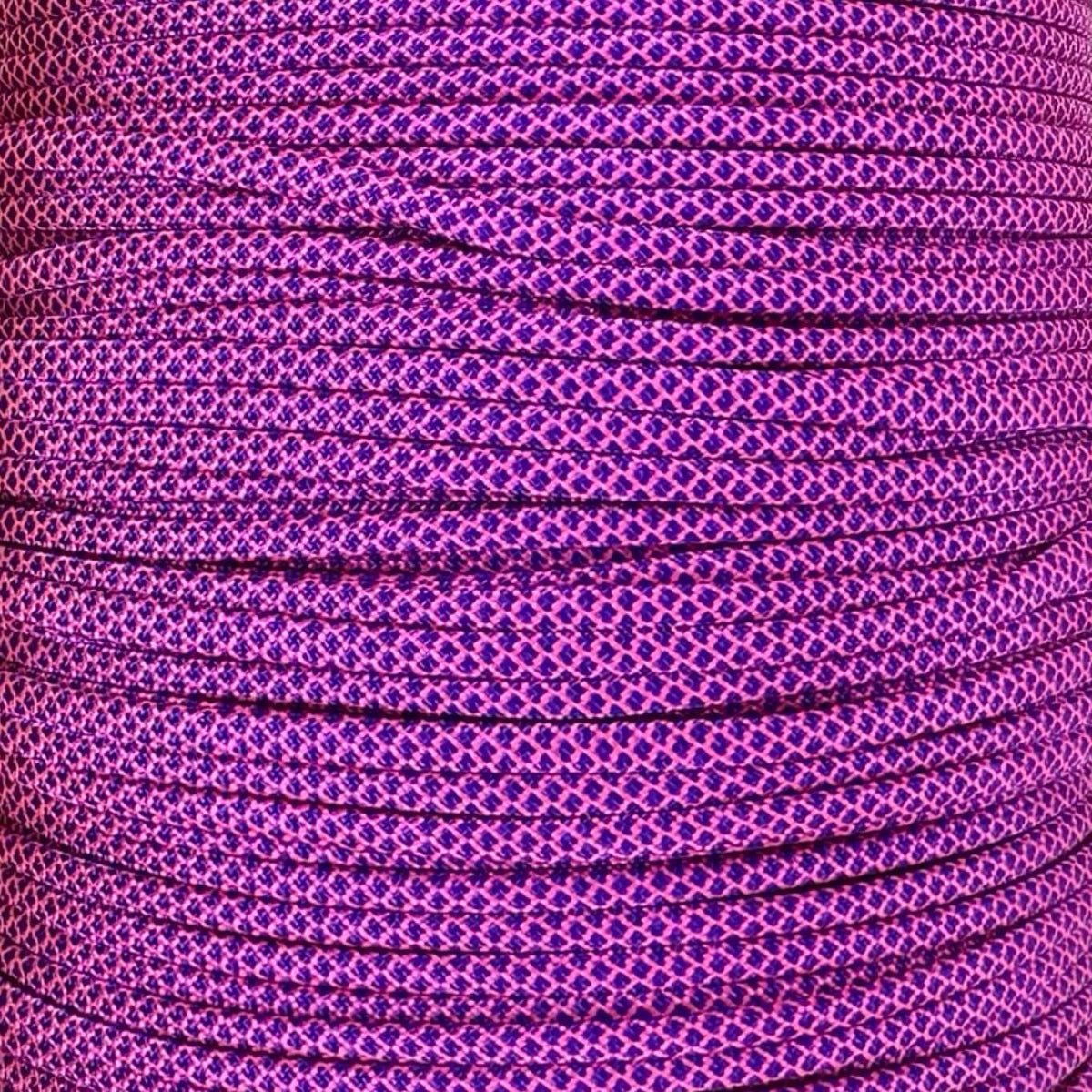 Neon Pink with Acid Purple Diamonds 550 Paracord